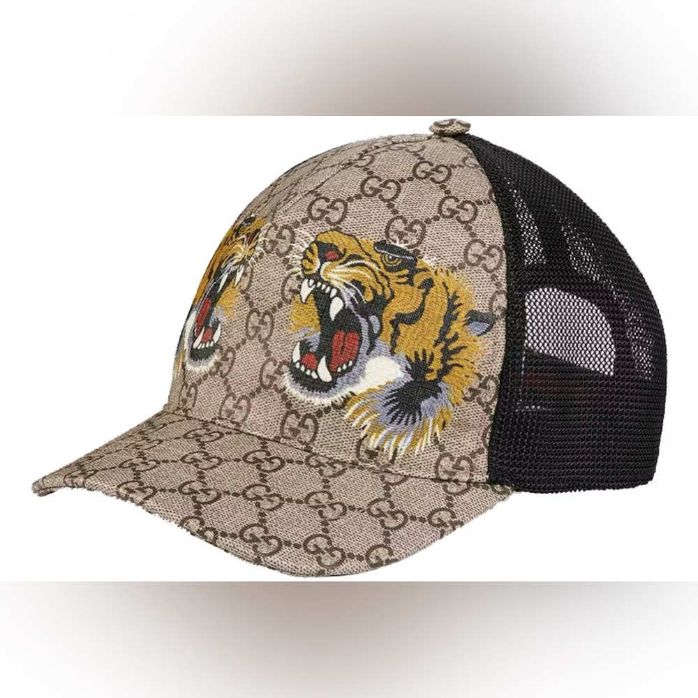 Gucci GG Supreme Trucker Hat Lion Print